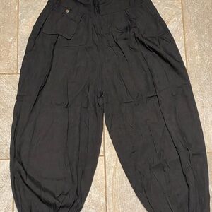 Women's Black Cargo Pants